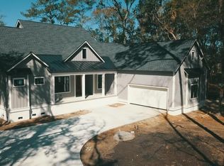 403 Brickyard Point Rd S, Beaufort, SC 29907