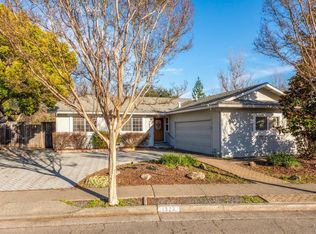 1322 Shadyoak Pl, Santa Rosa, CA 95404