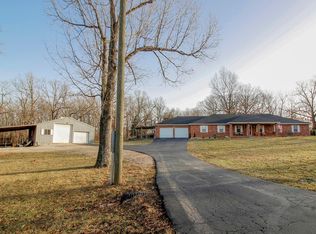 1281 State Highway Dd, Marshfield, MO 65706