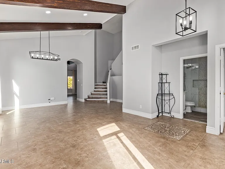 8406 W Pioneer St — Photo 6