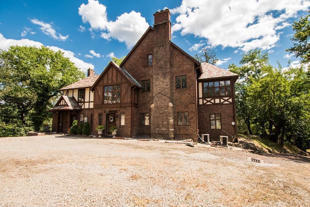 Real estate listing image