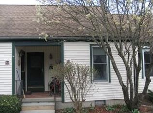 100 Eastview Ter N, Middlebury, VT 05753