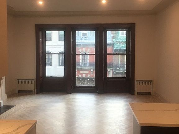 5th image of 15 E 76th St #3FR