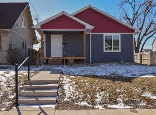 1305 E 8th St, Sioux Falls, SD 57103