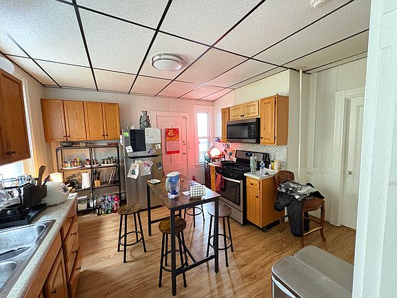2nd image of 137 Centre St #2