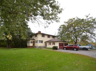 291 Berg Rd, Ontario, NY 14519