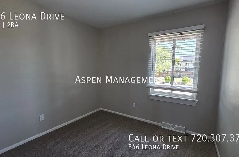 546 Leona Dr — Photo 11