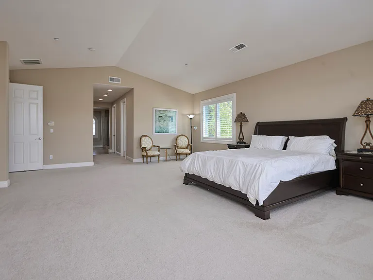 3272 Ashbourne Cir — Photo 20