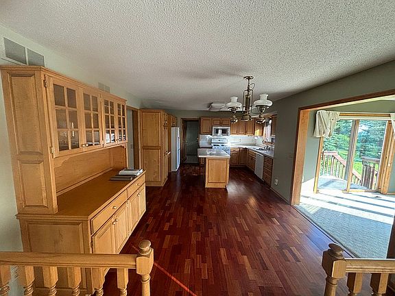 2nd image of 200 William Lake Shore Dr