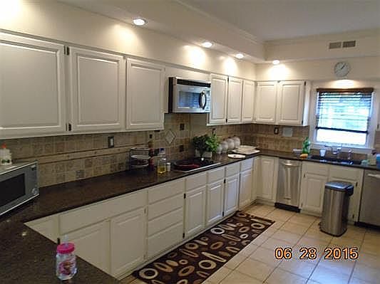 5th image of 2302 Lansingwood Dr