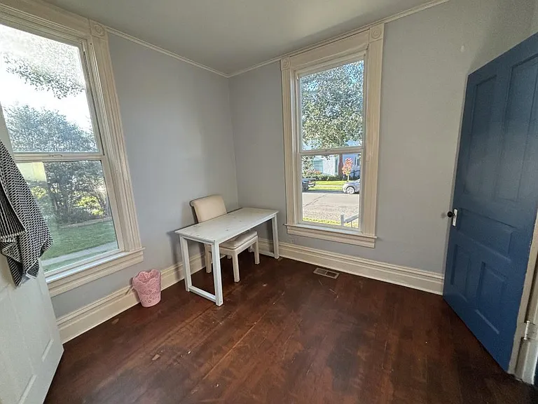 1145 W Platinum St — Photo 5