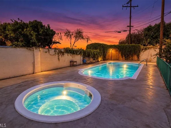 702 S Arapaho Dr, Santa Ana, CA 92704