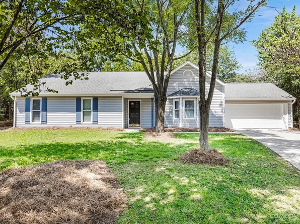 8532 Indian Summer Trl, Harrisburg, NC 28075