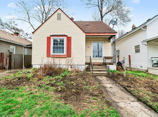 1205 E Muir Ave, Hazel Park, MI 48030
