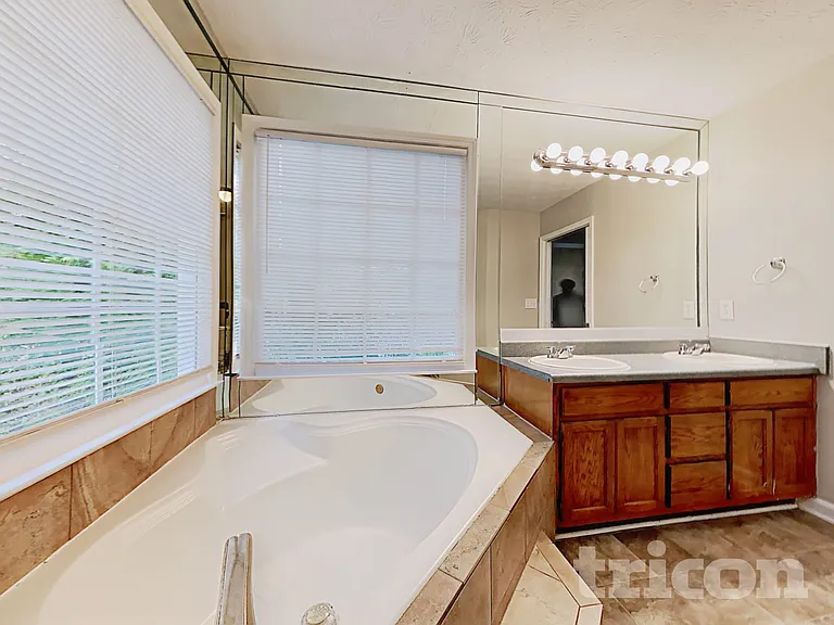 9159 Tara Dr SW — Photo 8