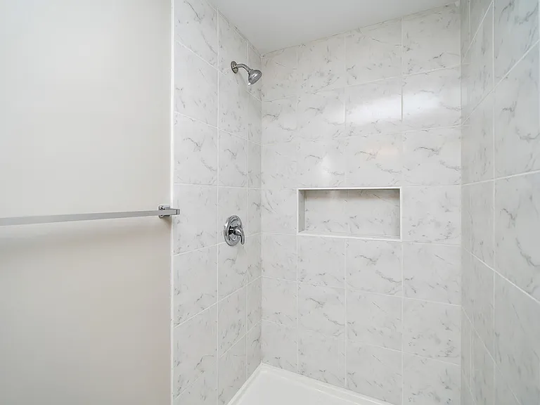 6016 New Castle Rd — Photo 15