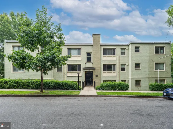 2850 Hartford St SE APT 303, Washington, DC 20020