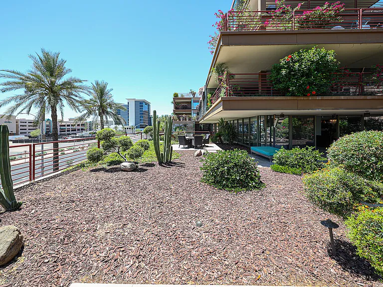 7157 E Rancho Vista Dr — Photo 11