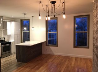 7347 70th St, Ridgewood, NY 11385