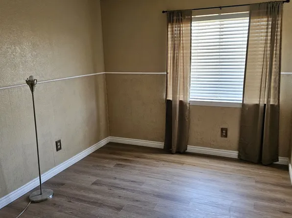 (undisclosed Address), Oak Hills, CA 92344
