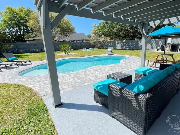 3503 Sycamore Ln, Gulf Breeze, FL 32563
