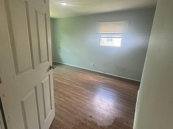 4th image of 31554 Alpena Ct #31556