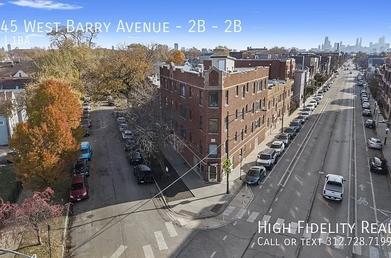 2245 W Barry Ave #2B — Photo 1