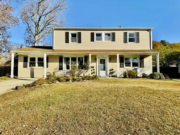 3812 Honeytree Ln, Virginia Beach, VA 23452