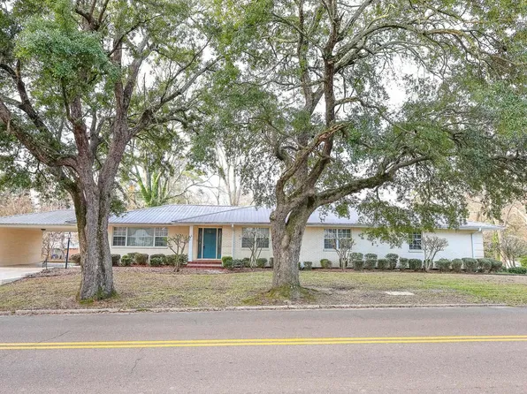 1415 W Main St, El Dorado, AR 71730