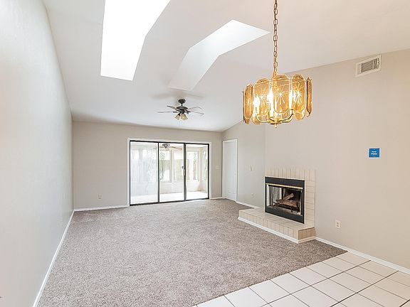 2nd image of 2235 IRONSTONE Drive E