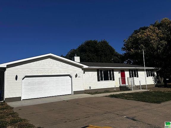 2nd image of 1815 Florence Ave