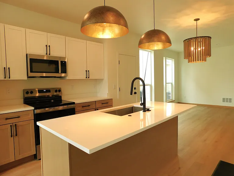 605 Holstein Way — Photo 2