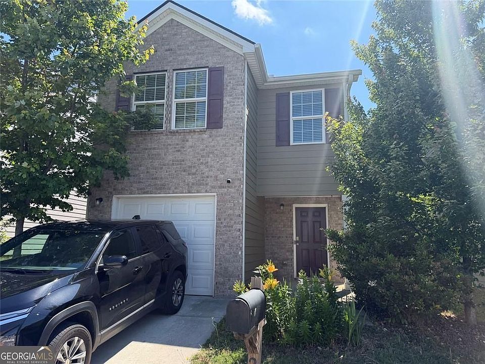1st image of 2134 Belmont Cir NE