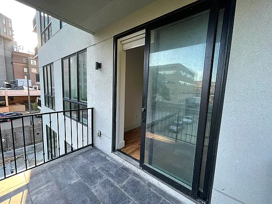 Rented by Pear NYC LLC | media 31