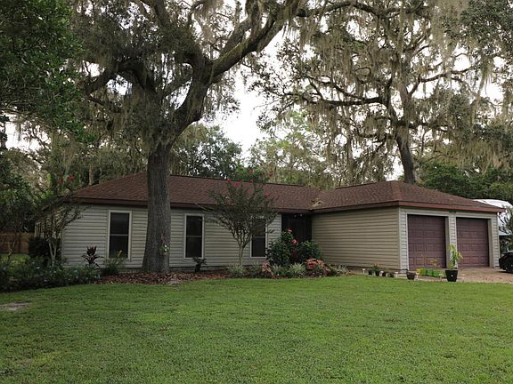 2nd image of 5020 Lakewood Dr