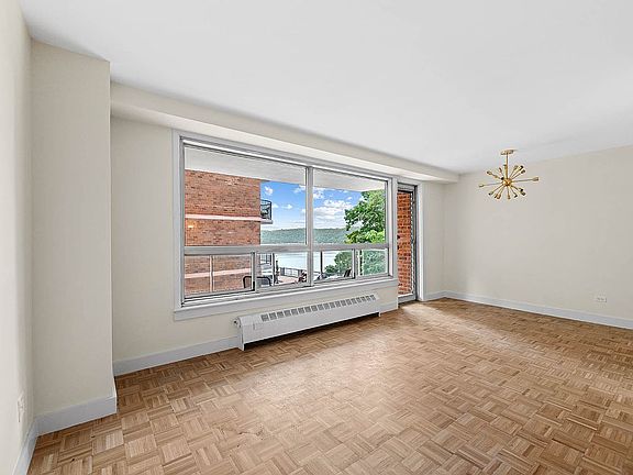 3rd image of 2575 Palisade Ave APT 2B