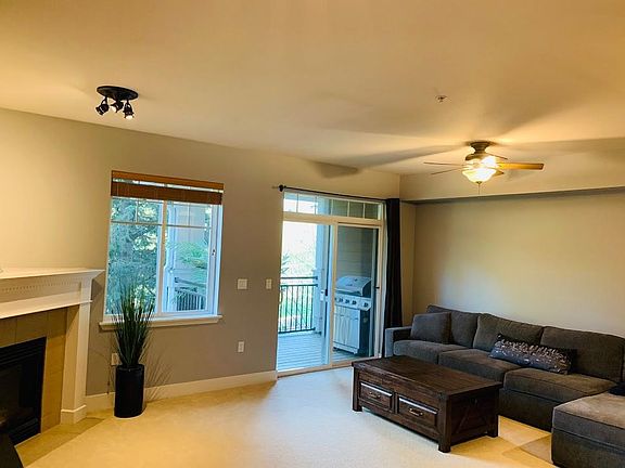 3rd image of 5589 Lakemont Blvd SE APT 1705