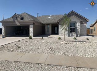 2406 W Bullock Ave, Artesia, NM 88210