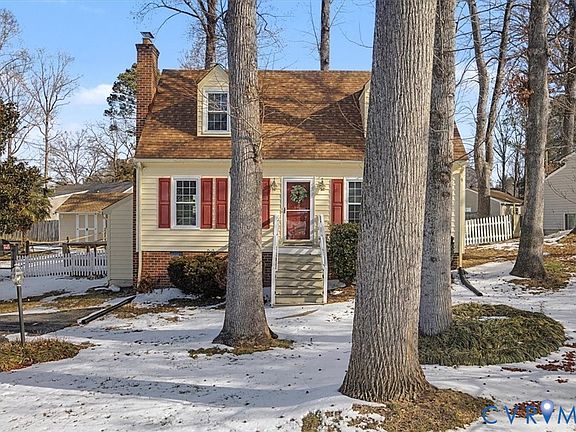 2nd image of 8306 Boones Trail Rd