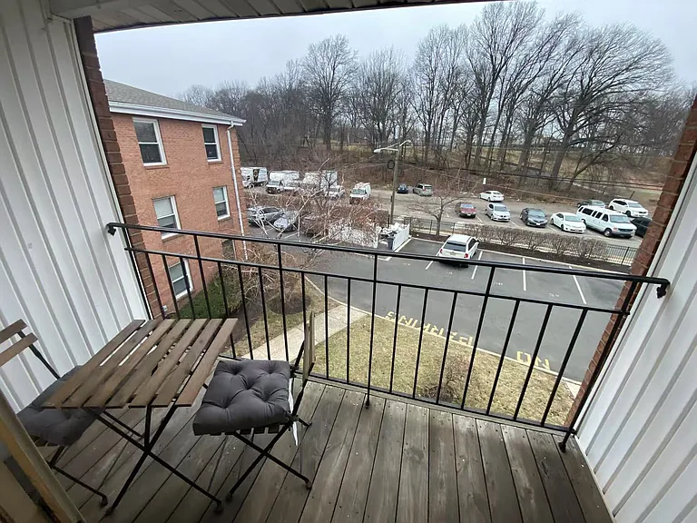 550 Cross St #3C — Photo 11