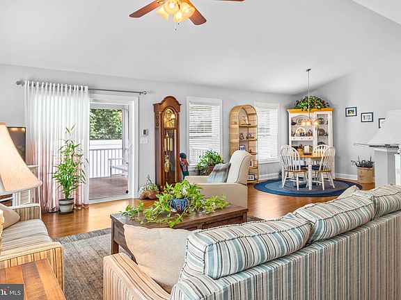 3rd image of 31159 W Ocean Dr