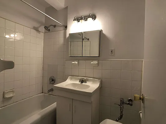 Rented by S&S Ocean Bay Properties | media 26