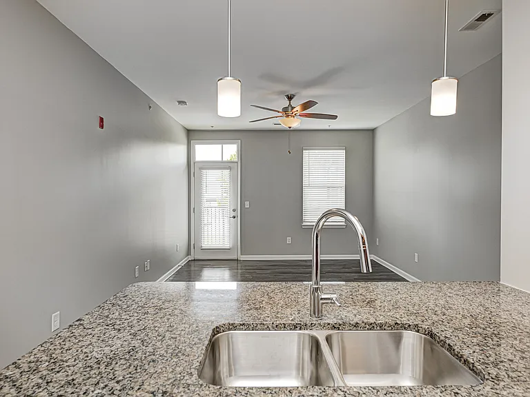 Slate Run Lofts and Apartments — Photo 17