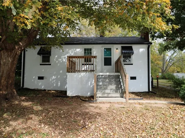 118 Holman St, Mocksville, NC 27028