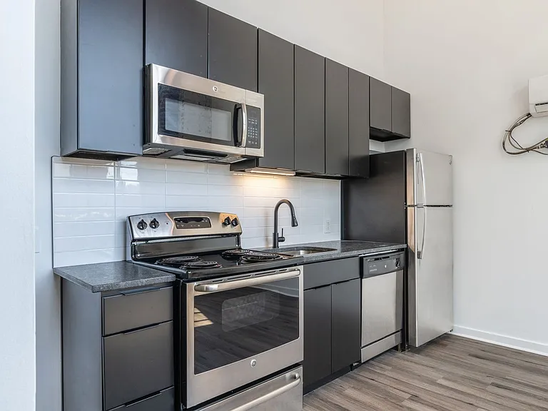 3003 Glenwood — Photo 116