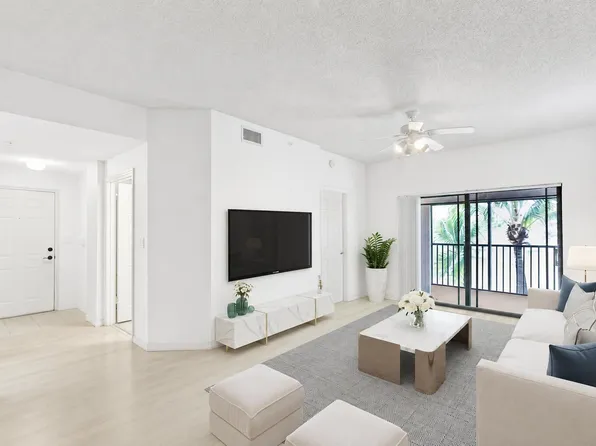 2806 Veronia Drive #301, Palm Beach Gardens, FL 33410