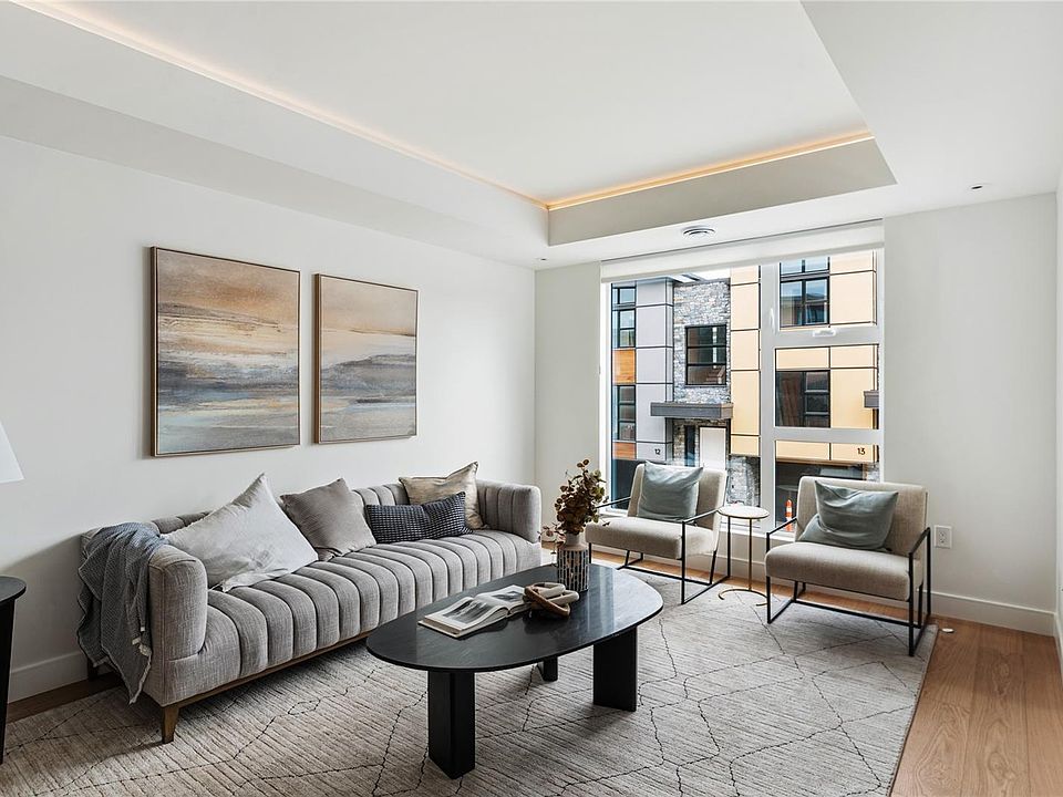 1st image of 4253 Dieppe Rd #10