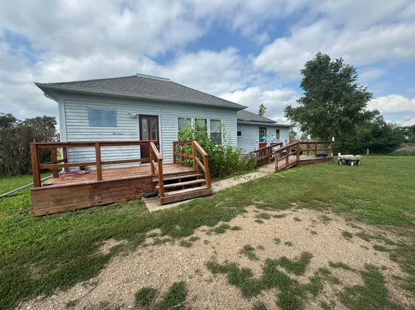 20350 390th Ave, Wolsey, SD 57384