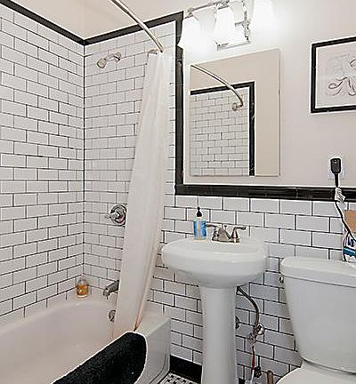 3rd image of 68 Hausman St