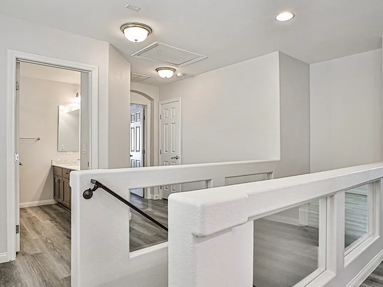 5390 Montauck Ave — Photo 19